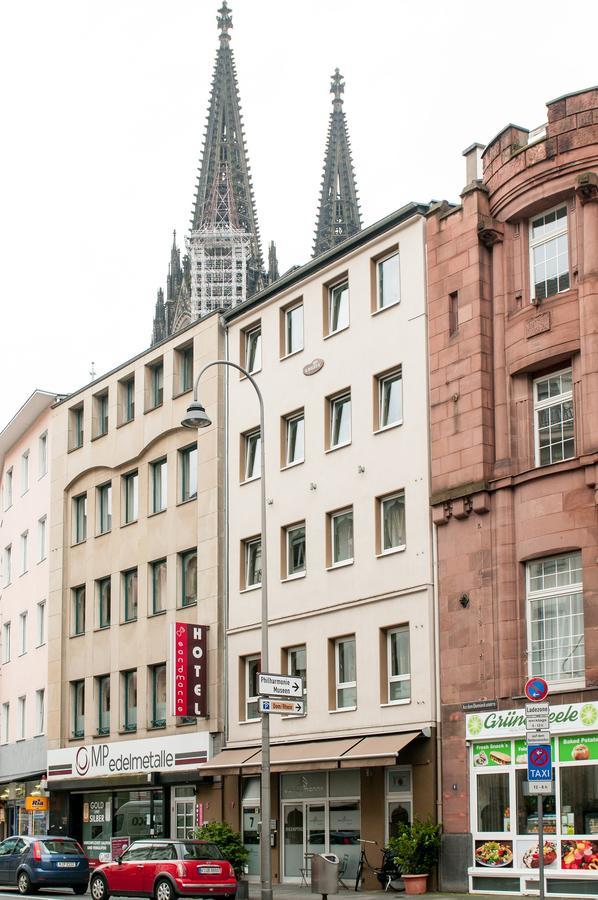 Hotel Sandmanns Am Dom Cologne Exterior photo